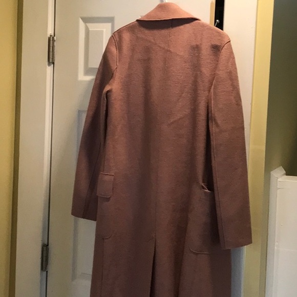 A beautiful Wool Coat - Picture 4 of 4